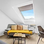 Goltan - 9 Personen, 3 Baeder, Parkplatz, Wifi * Regensburg