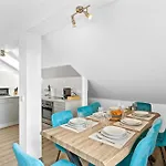 Goltan - 9 Personen, 3 Baeder, Parkplatz, Wifi