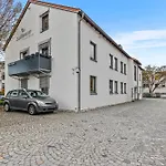 Goltan - 9 Personen, 3 Baeder, Parkplatz, Wifi * Regensburg