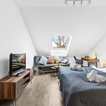 Goltan - 9 Personen, 3 Baeder, Parkplatz, Wifi Regensburg