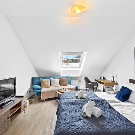 Goltan - 9 Personen, 3 Baeder, Parkplatz, Wifi Daire