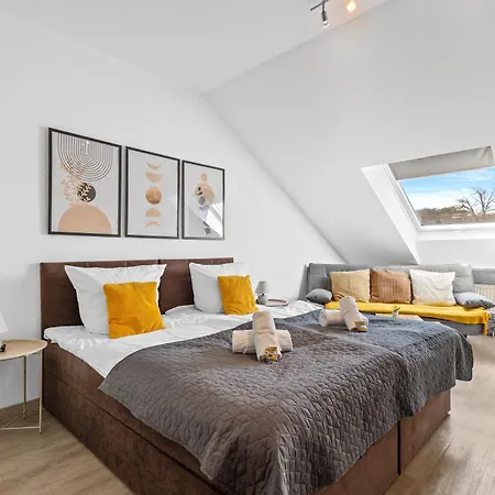 Goltan - 9 Personen, 3 Baeder, Parkplatz, Wifi