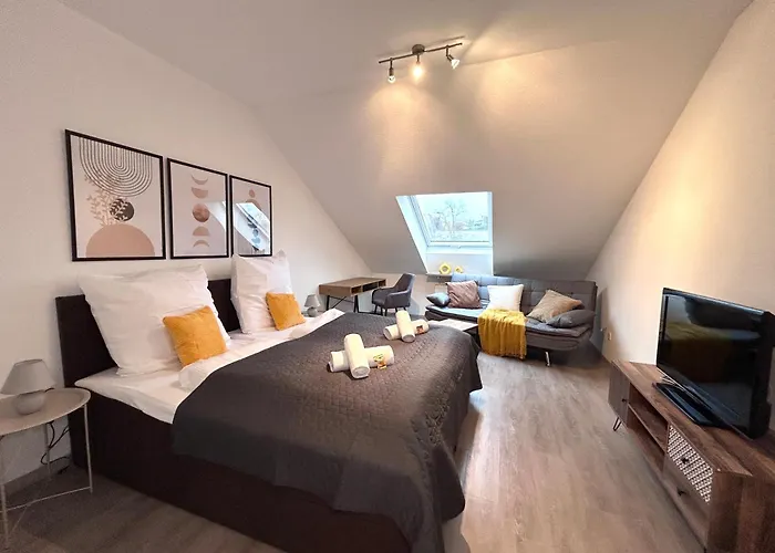 Goltan - 9 Personen, 3 Baeder, Parkplatz, Wifi Regensburg