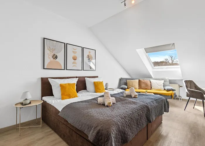 Goltan - 9 Personen, 3 Baeder, Parkplatz, Wifi