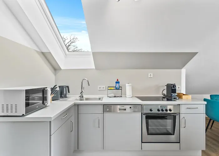 Goltan - 9 Personen, 3 Baeder, Parkplatz, Wifi *