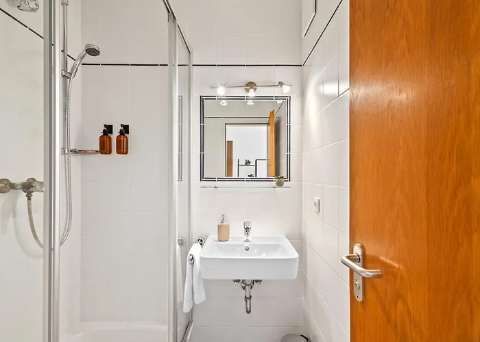 Apartman Goltan - 9 Personen, 3 Baeder, Parkplatz, Wifi *